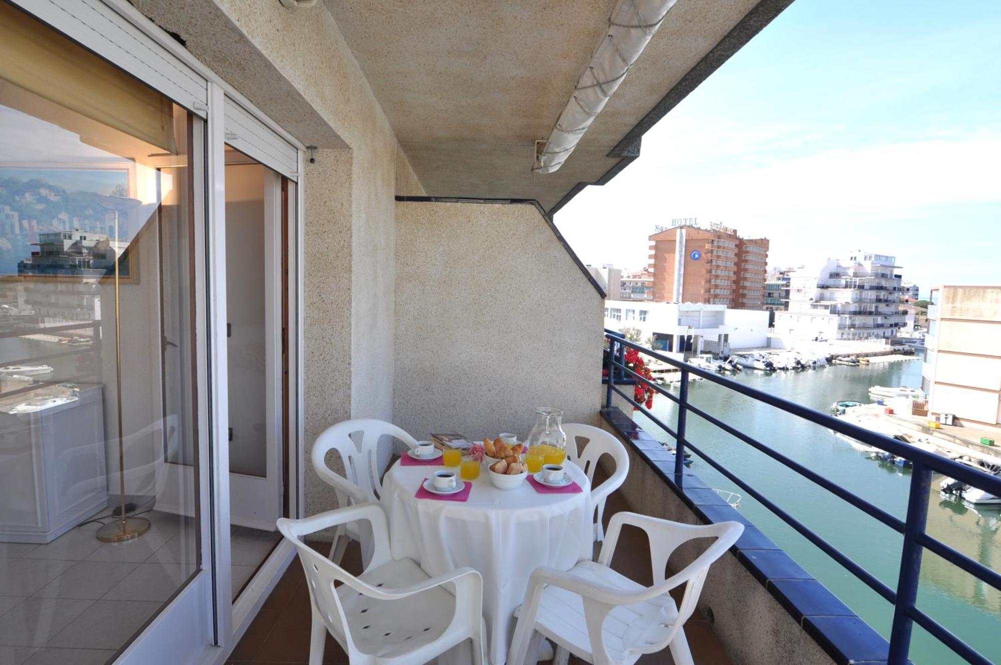 Rnet-Port Margarita 3D Apartment Roses Luaran gambar